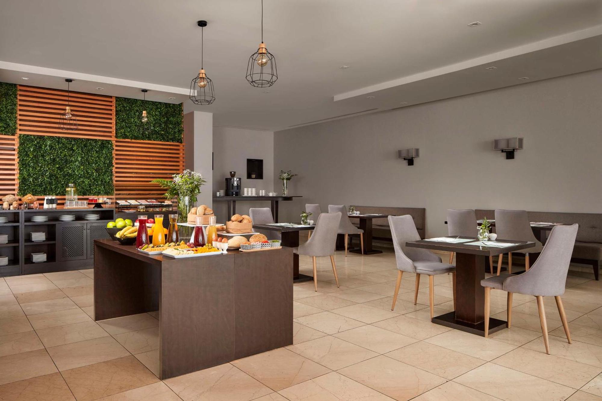 Nh Tenerife Hotel